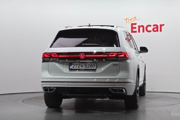 2025 Volkswagen Atlas с пробегом 3 939 км