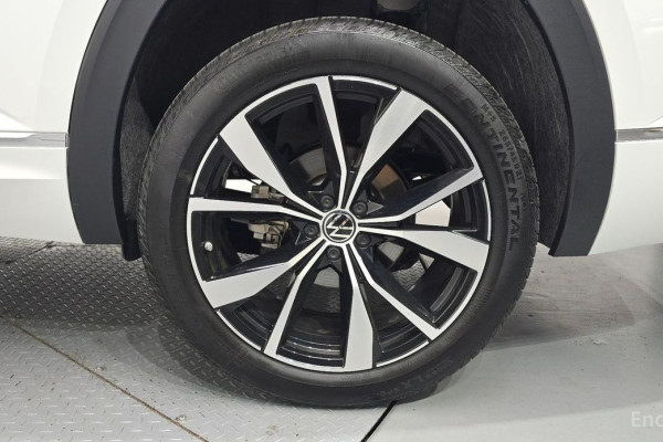 2025 Volkswagen Atlas с пробегом 3 939 км