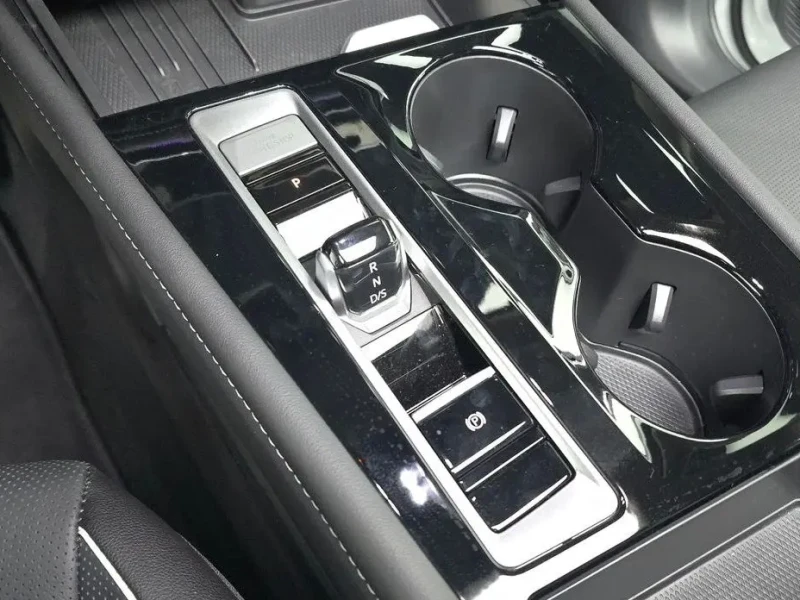2025 Volkswagen Atlas с пробегом 3 939 км