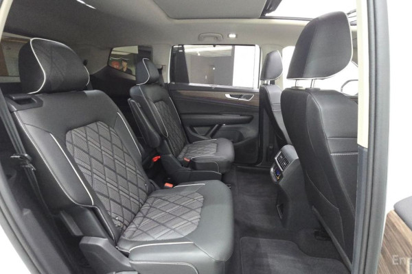 2025 Volkswagen Atlas с пробегом 3 939 км