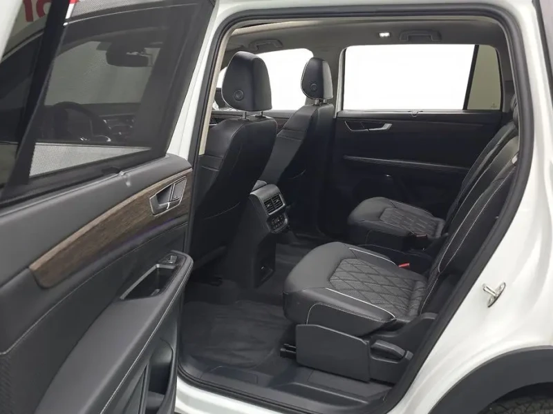 2025 Volkswagen Atlas с пробегом 3 939 км