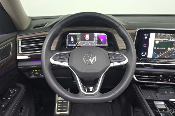 2025 Volkswagen Atlas с пробегом 3 939 км