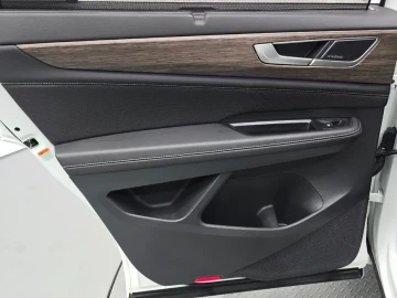 2025 Volkswagen Atlas с пробегом 3 939 км