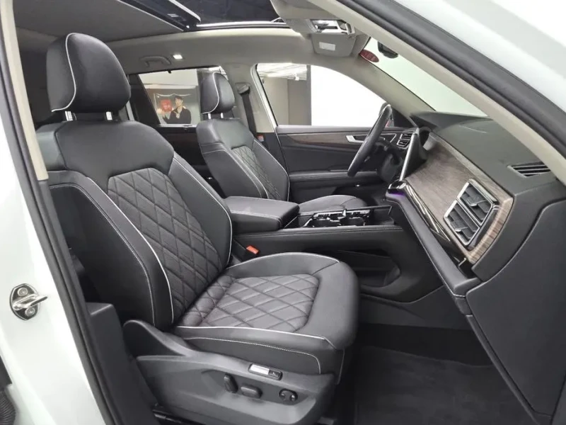 2025 Volkswagen Atlas с пробегом 3 939 км