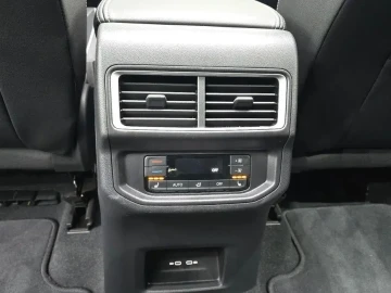 2025 Volkswagen Atlas с пробегом 3 939 км