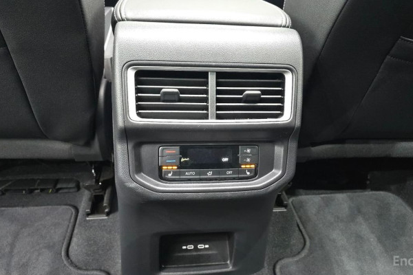 2025 Volkswagen Atlas с пробегом 3 939 км