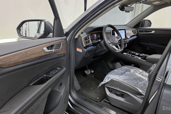 2025 Volkswagen Atlas с пробегом 3 096 км