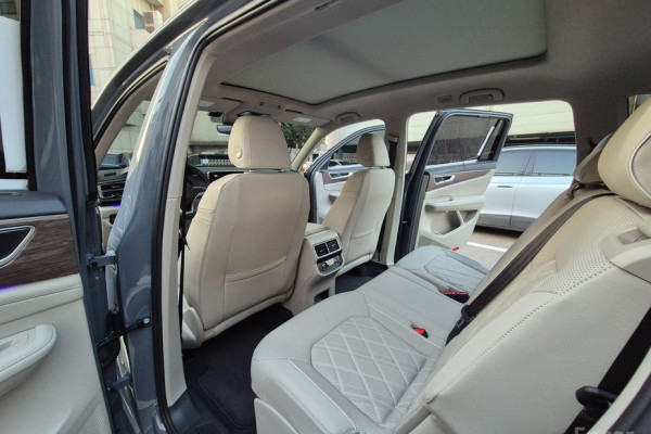 2025 Volkswagen Atlas с пробегом 9 100 км