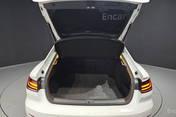 2019 Volkswagen Arteon с пробегом 42 893 км