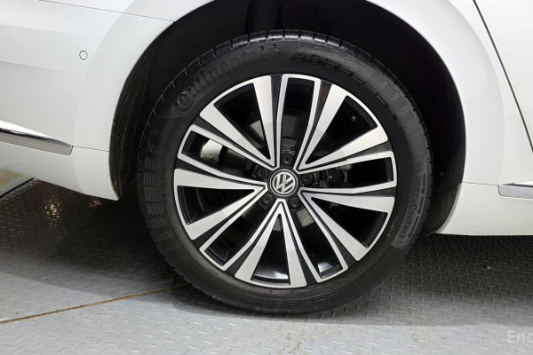 2019 Volkswagen Arteon с пробегом 82 390 км