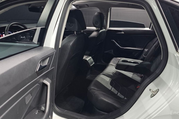 2021 Volkswagen Jetta с пробегом 41 945 км