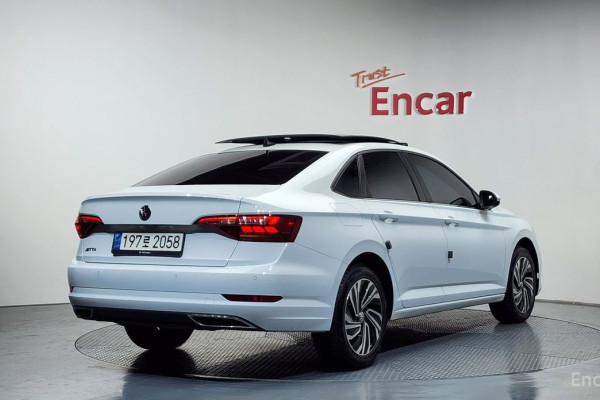 2021 Volkswagen Jetta с пробегом 107 270 км