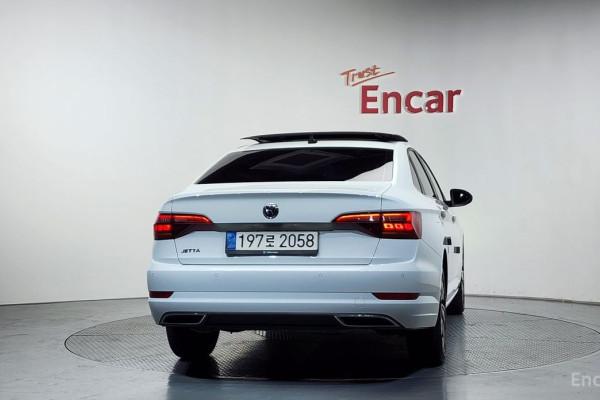 2021 Volkswagen Jetta с пробегом 107 270 км