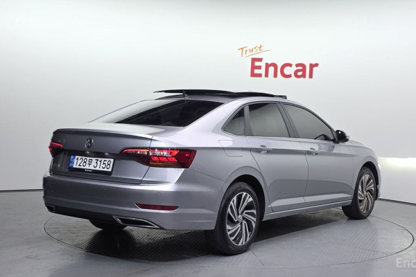 2020 Volkswagen Jetta с пробегом 106 741 км