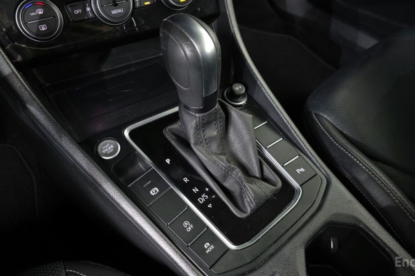 2020 Volkswagen Jetta с пробегом 106 741 км