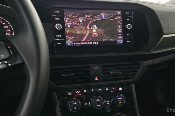 2020 Volkswagen Jetta с пробегом 106 741 км