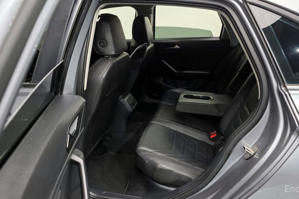 2020 Volkswagen Jetta с пробегом 106 741 км