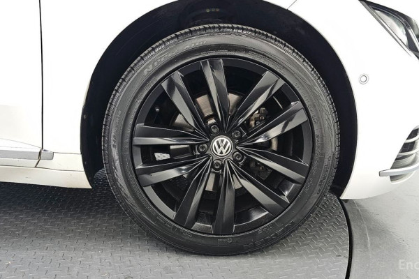 2019 Volkswagen Arteon с пробегом 120 097 км