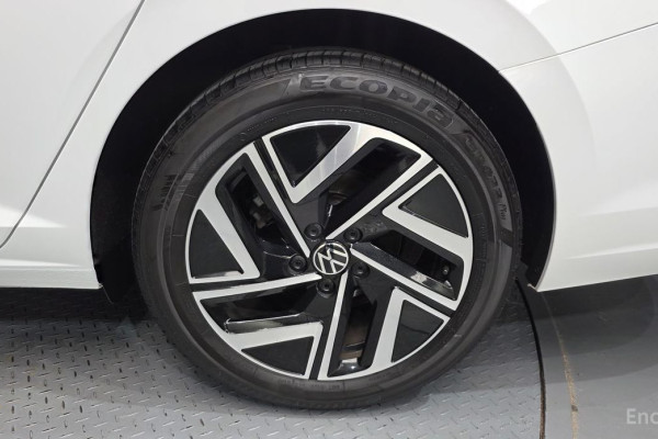 2024 Volkswagen Jetta с пробегом 20 768 км