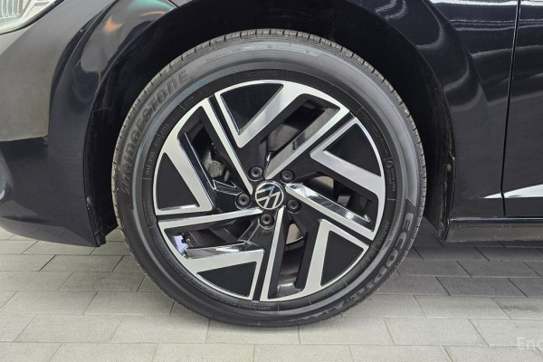 2024 Volkswagen Jetta с пробегом 32 762 км