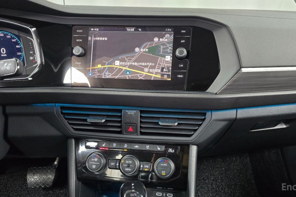 2024 Volkswagen Jetta с пробегом 32 762 км