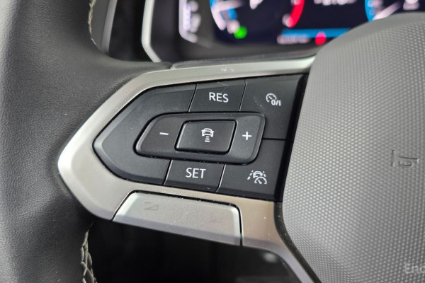 2024 Volkswagen Jetta с пробегом 32 762 км