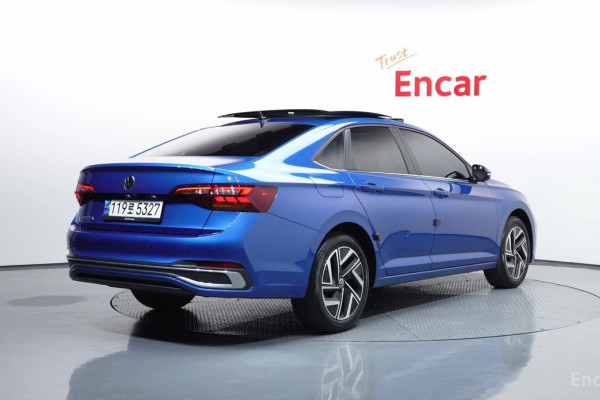 2022 Volkswagen Jetta с пробегом 43 183 км