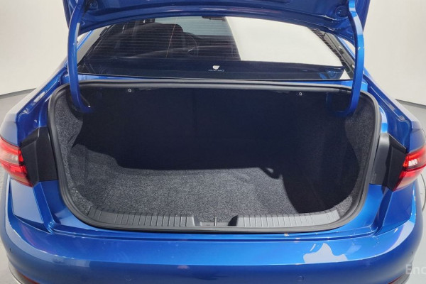 2022 Volkswagen Jetta с пробегом 43 183 км