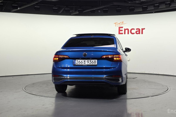 2024 Volkswagen Jetta с пробегом 12 205 км