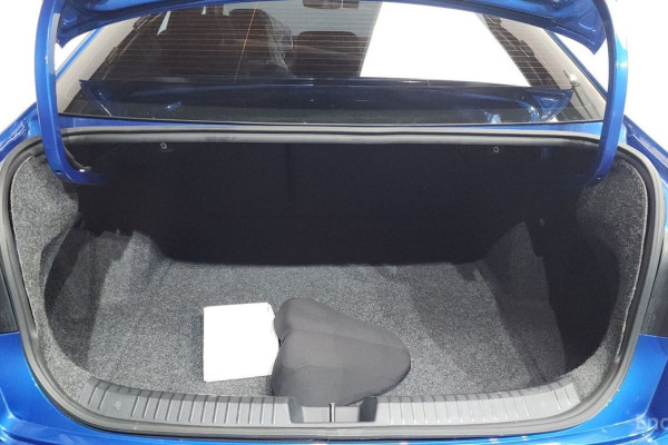 2022 Volkswagen Jetta с пробегом 25 713 км