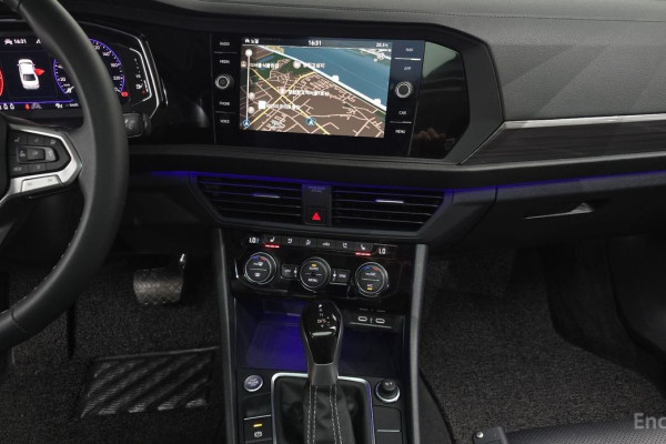 2023 Volkswagen Jetta с пробегом 20 075 км