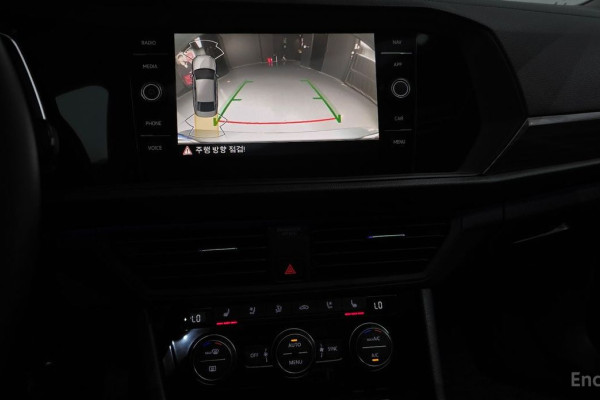 2023 Volkswagen Jetta с пробегом 20 075 км