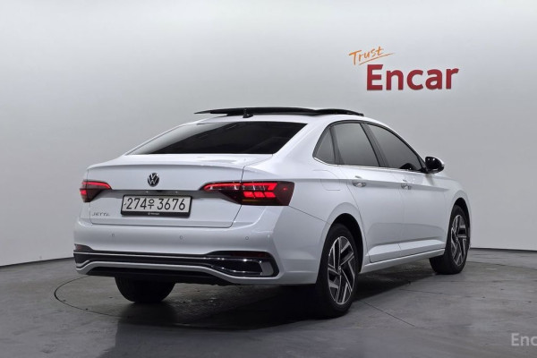 2023 Volkswagen Jetta с пробегом 25 945 км