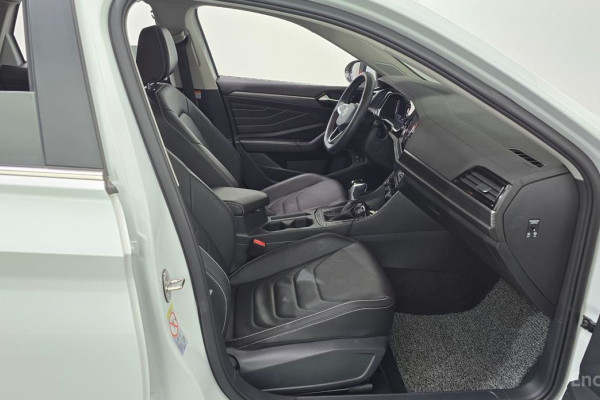 2023 Volkswagen Jetta с пробегом 25 945 км