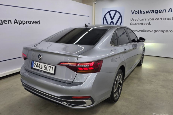 2024 Volkswagen Jetta с пробегом 19 648 км