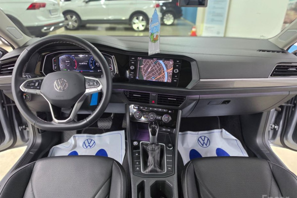 2024 Volkswagen Jetta с пробегом 19 648 км