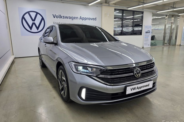2024 Volkswagen Jetta с пробегом 19 648 км