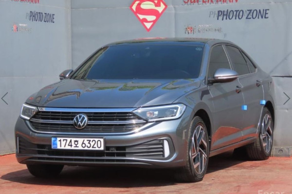 2023 Volkswagen Jetta с пробегом 39 497 км