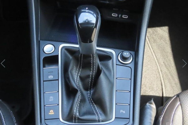 2023 Volkswagen Jetta с пробегом 39 497 км