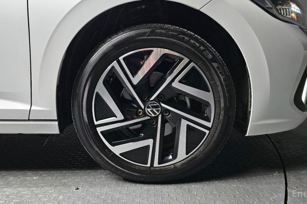 2022 Volkswagen Jetta с пробегом 23 122 км