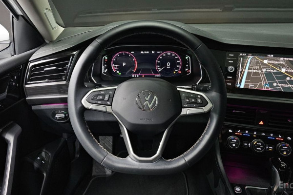 2022 Volkswagen Jetta с пробегом 23 122 км