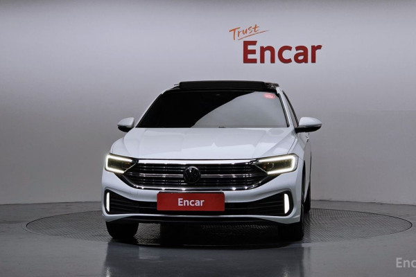 2024 Volkswagen Jetta с пробегом 19 179 км