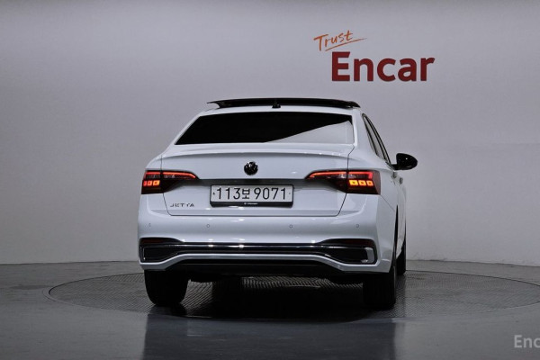 2024 Volkswagen Jetta с пробегом 19 179 км
