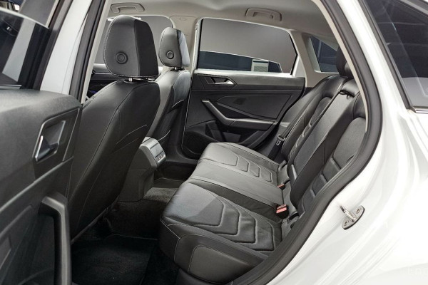 2024 Volkswagen Jetta с пробегом 19 179 км