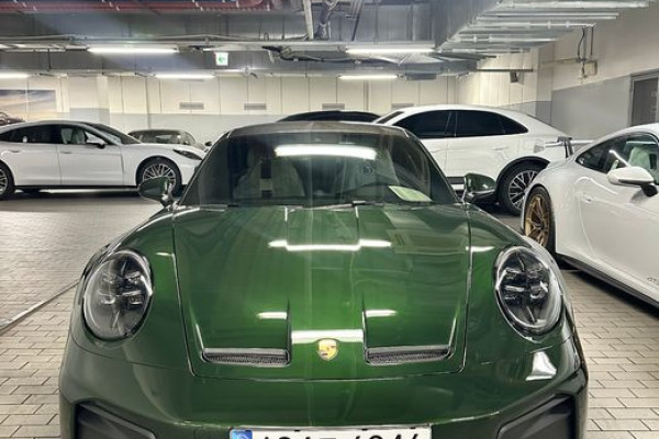 2025 Porsche 911 GT3 с пробегом 200 км