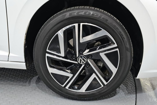 2024 Volkswagen Jetta с пробегом 19 179 км