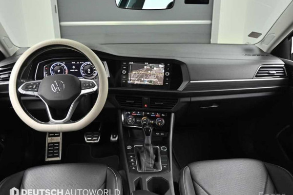 2022 Volkswagen Jetta с пробегом 37 115 км