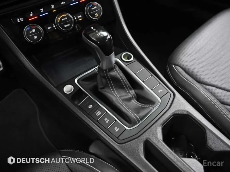 2022 Volkswagen Jetta с пробегом 37 115 км