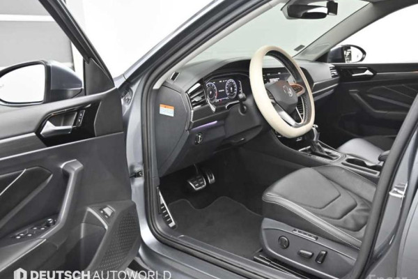 2022 Volkswagen Jetta с пробегом 37 115 км
