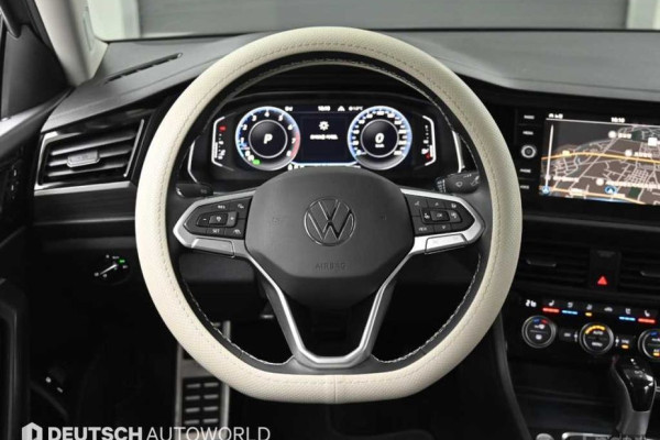 2022 Volkswagen Jetta с пробегом 37 115 км